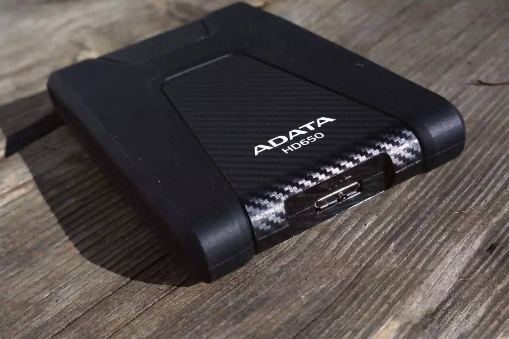 هارد اکسترنال ADATA HD650 1TB راه حلی امن برای ذخیره سازی حجم بالای داده (1)